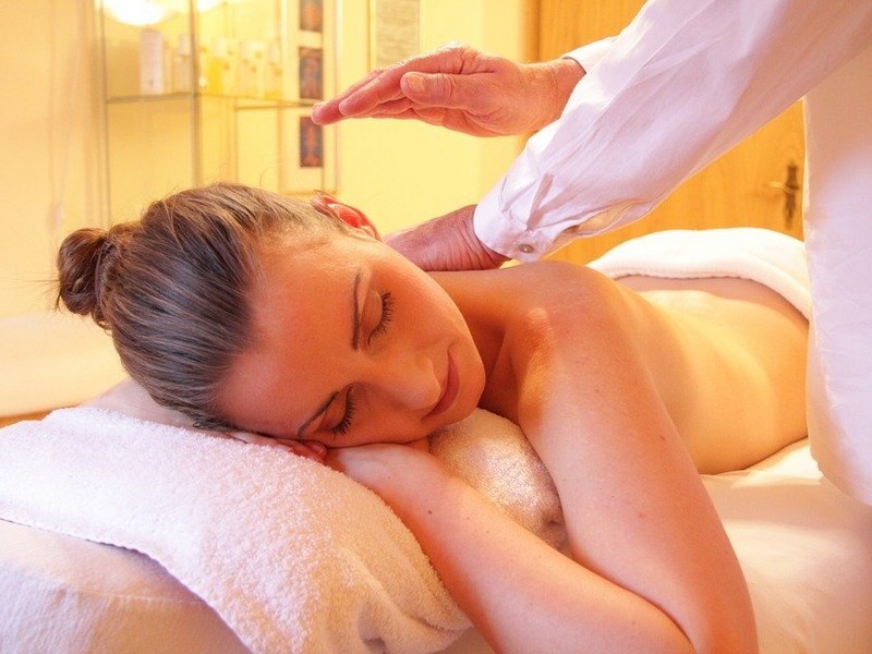 Pain  Specialist Chiropractor Bundall Near Me
